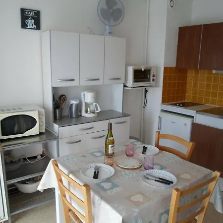 Apartament T2 Avec Balcon, Animaux Admis, Parking Privatif - Fr-1-503-25 *