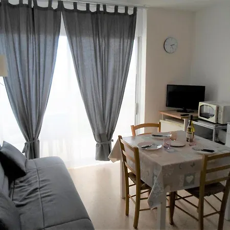 Avec Balcon A 5 Min Des Thermes - Animaux Admis - Fr-1-503-25